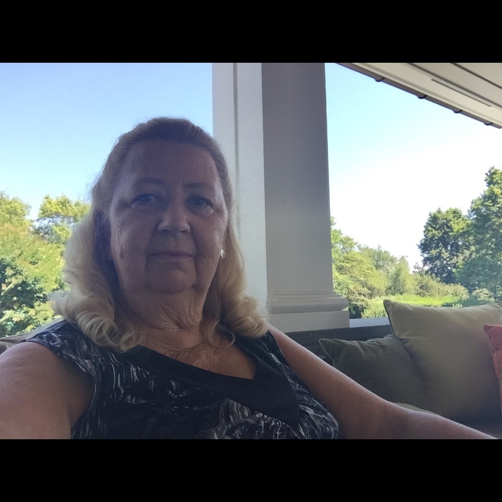 Meet your Posher, Nancy